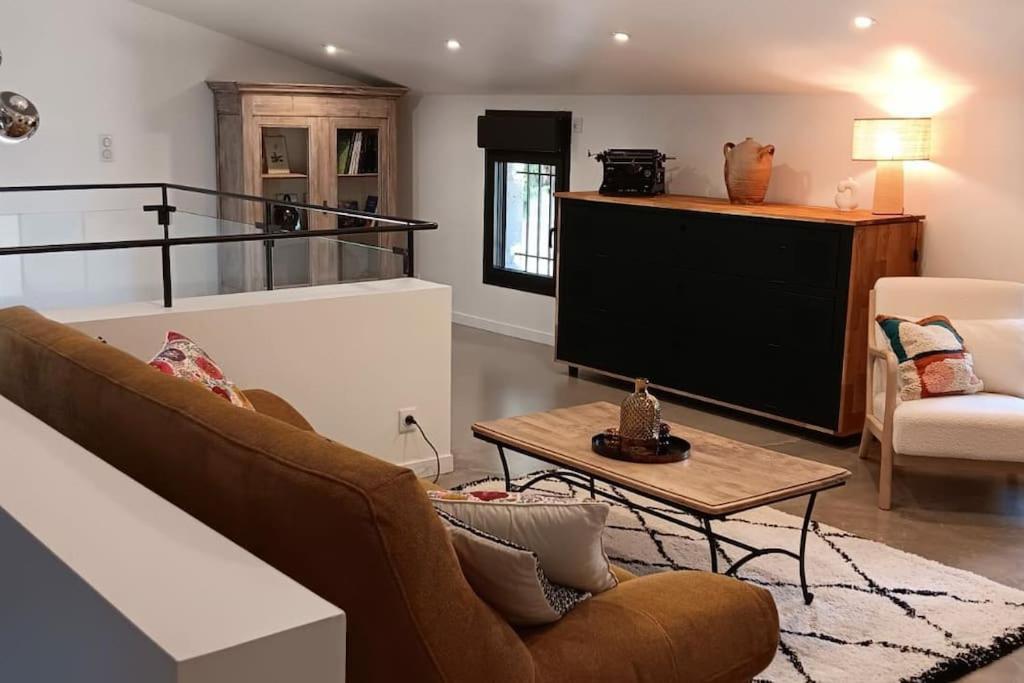 Gite Cosy Au Coeur Du Luberon Lagnes Zewnętrze zdjęcie