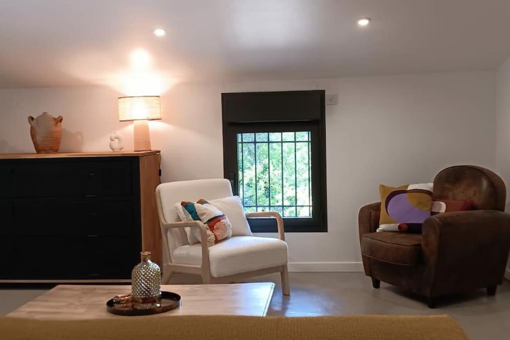 Gite Cosy Au Coeur Du Luberon Lagnes Zewnętrze zdjęcie